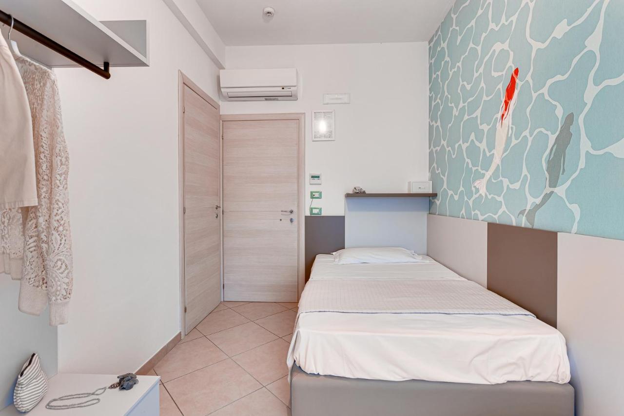 Anastasi Hotel E Residence Червия Экстерьер фото