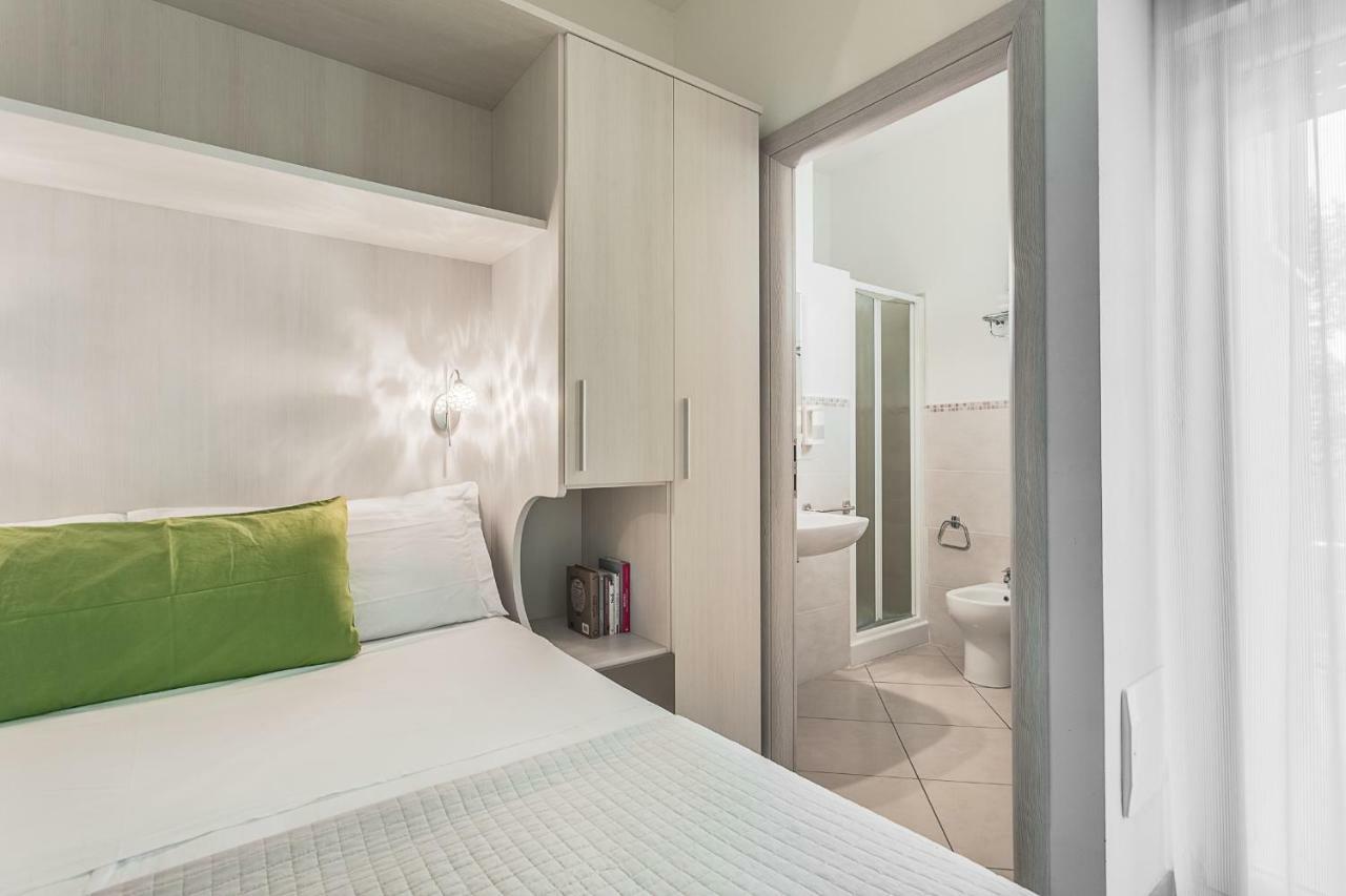 Anastasi Hotel E Residence Червия Экстерьер фото